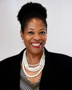 headshot-atiya-herring-1